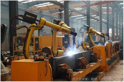 联想荣膺行业先锋 内生外化双驱动，软件开发助力制造业转型升级